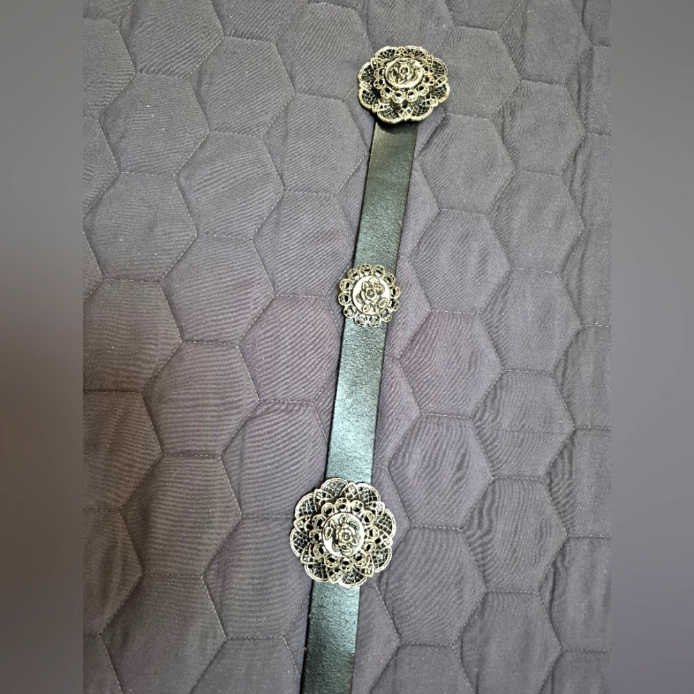 New York Studio Genuine Leather S/M Belt.
